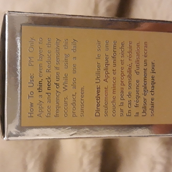 Kate Somerville Retinol Vita C Power Serum Firming & Brightening Treatment - Picture 12 of 16